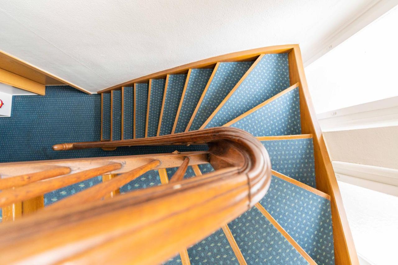אולם Hotel Am Roemerplatz מראה חיצוני תמונה
