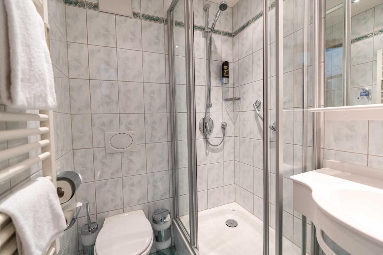 אולם Hotel Am Roemerplatz מראה חיצוני תמונה