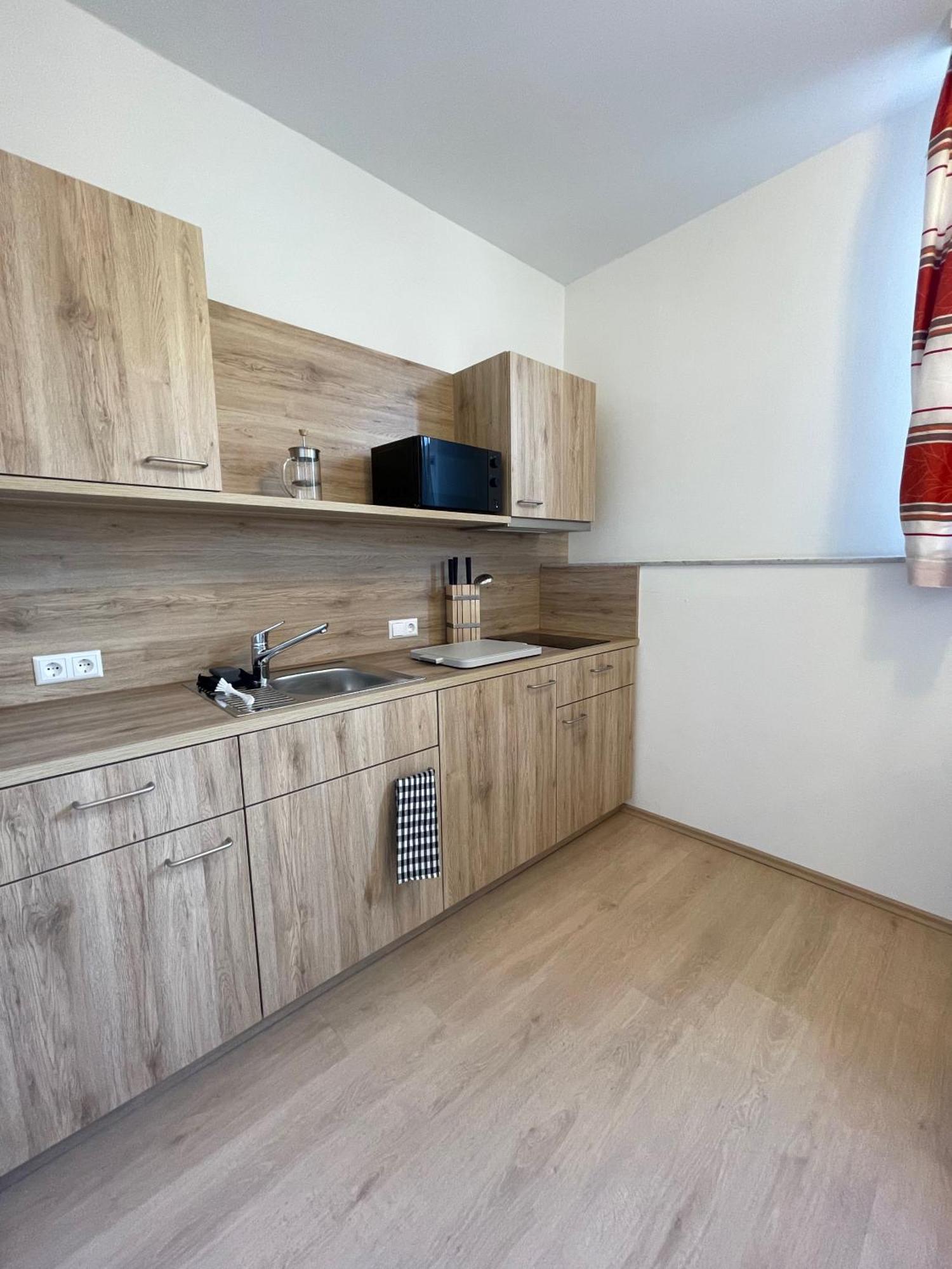 אולם Hotel Am Roemerplatz מראה חיצוני תמונה