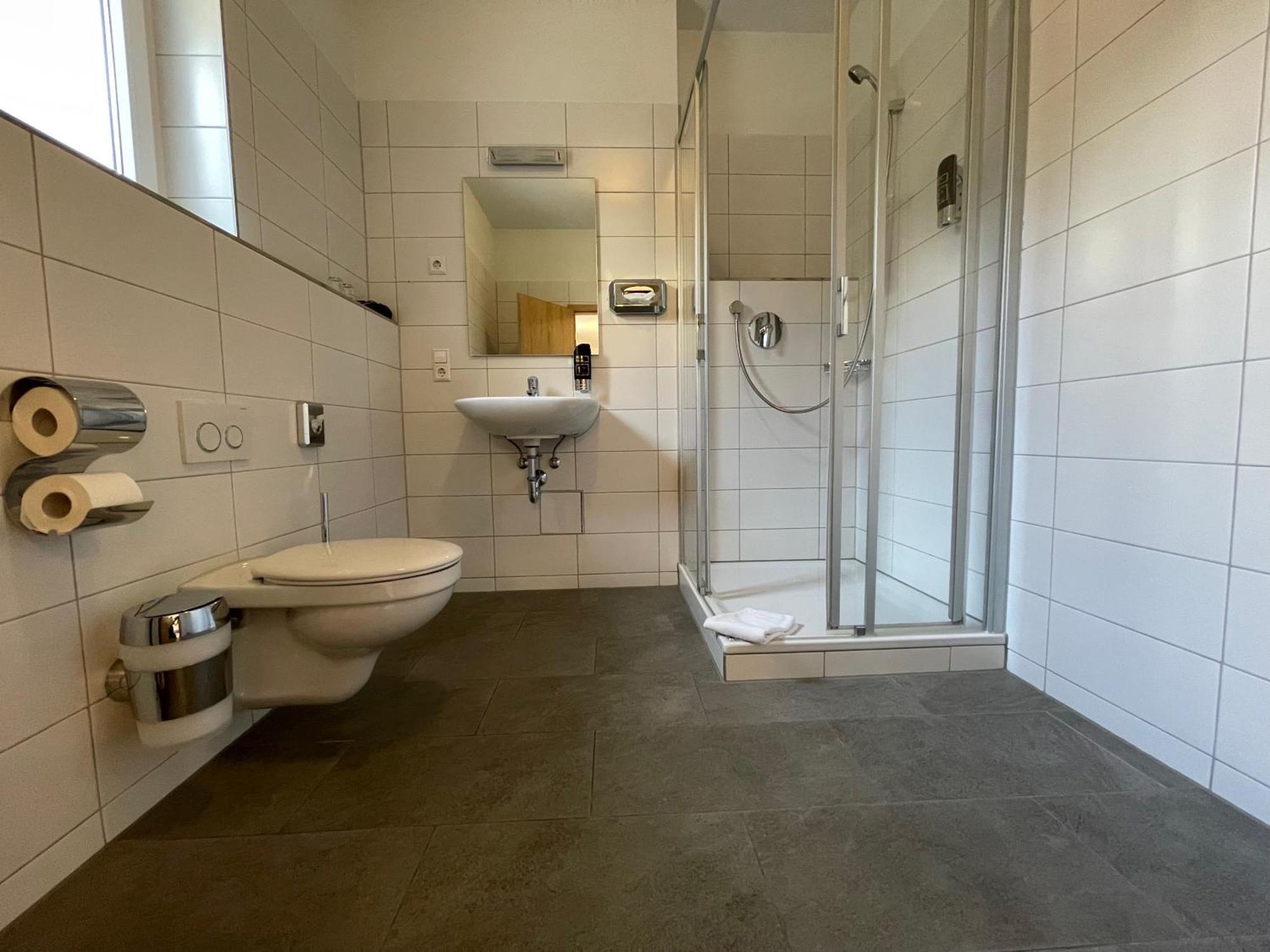 אולם Hotel Am Roemerplatz מראה חיצוני תמונה