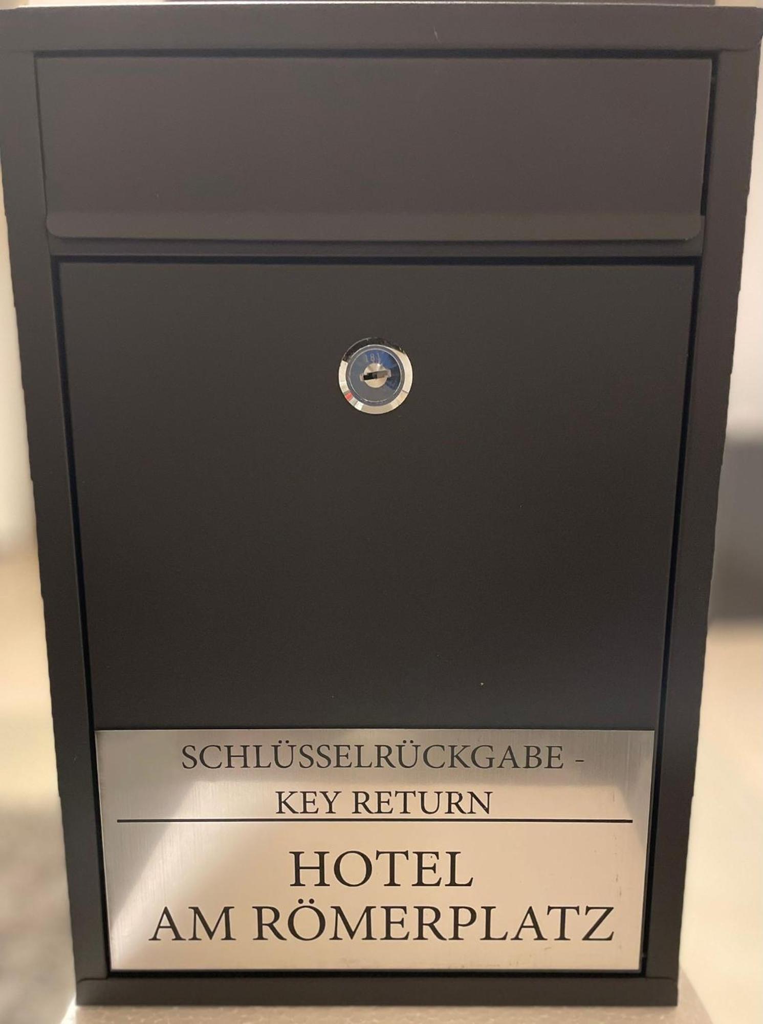 אולם Hotel Am Roemerplatz מראה חיצוני תמונה