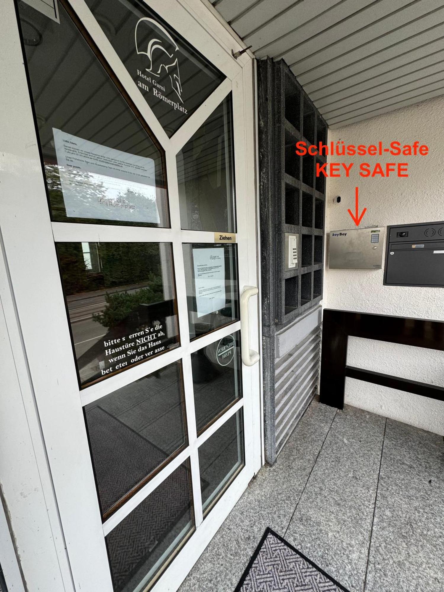 אולם Hotel Am Roemerplatz מראה חיצוני תמונה