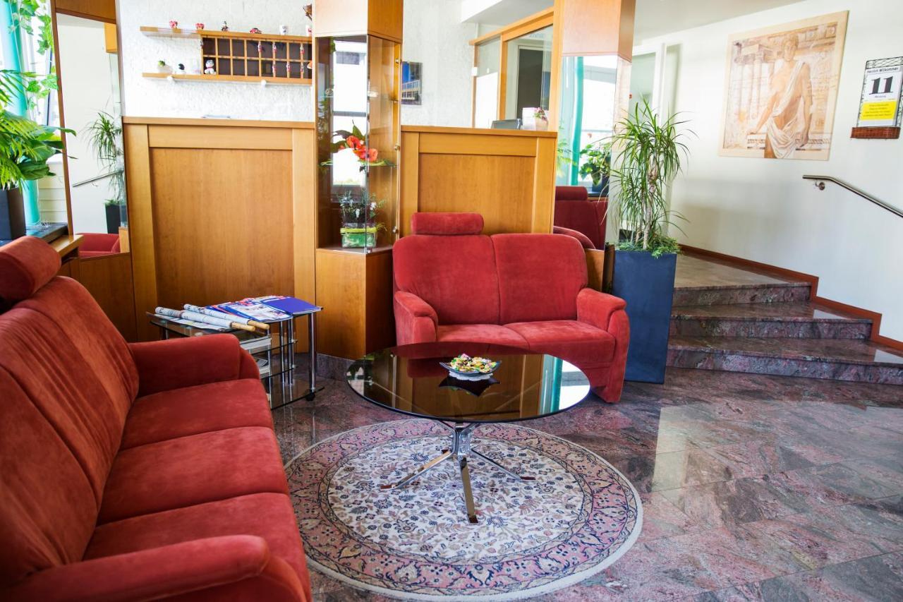 אולם Hotel Am Roemerplatz מראה חיצוני תמונה
